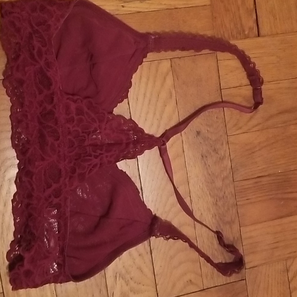 Xhilaration Maroon Lace Barlette Small - Picture 3 of 5